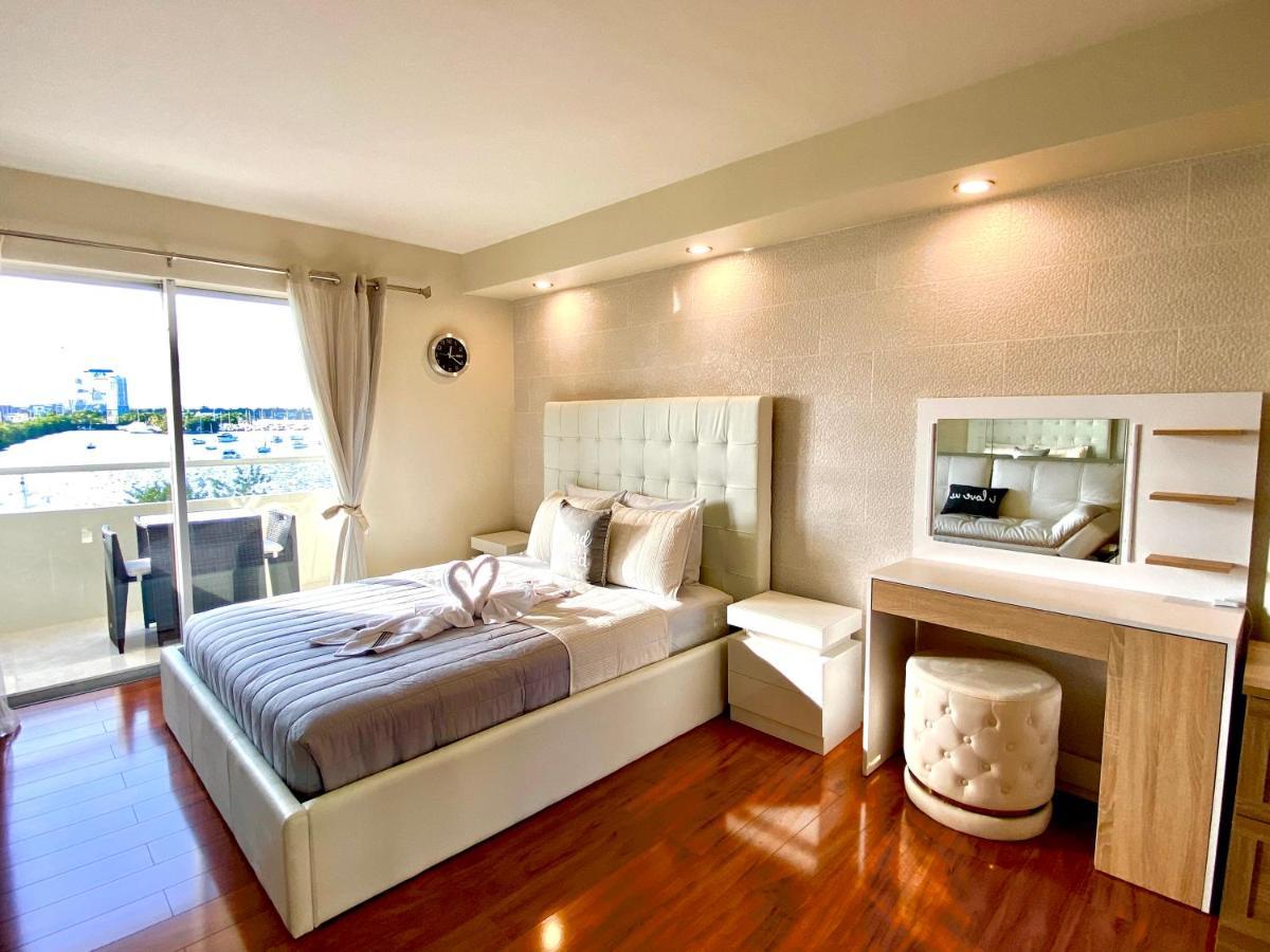 Modern Waterfront Apartment With Miami Skyline View, Free Parking 5 Mins Drive To Miami Beach Eksteriør bilde