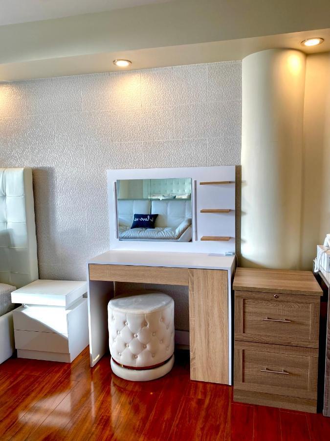 Modern Waterfront Apartment With Miami Skyline View, Free Parking 5 Mins Drive To Miami Beach Eksteriør bilde