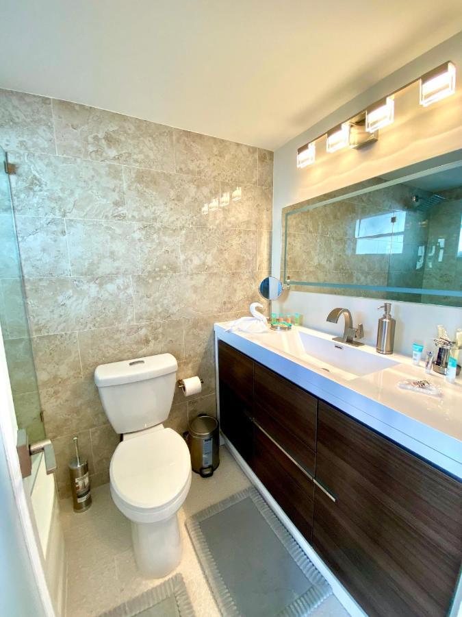 Modern Waterfront Apartment With Miami Skyline View, Free Parking 5 Mins Drive To Miami Beach Eksteriør bilde