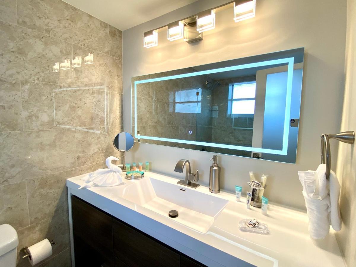 Modern Waterfront Apartment With Miami Skyline View, Free Parking 5 Mins Drive To Miami Beach Eksteriør bilde