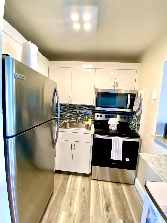 Modern Waterfront Apartment With Miami Skyline View, Free Parking 5 Mins Drive To Miami Beach Eksteriør bilde