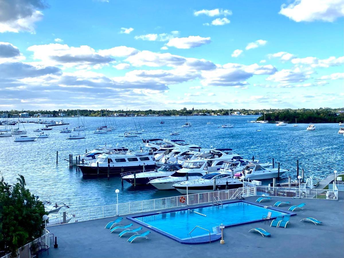 Modern Waterfront Apartment With Miami Skyline View, Free Parking 5 Mins Drive To Miami Beach Eksteriør bilde