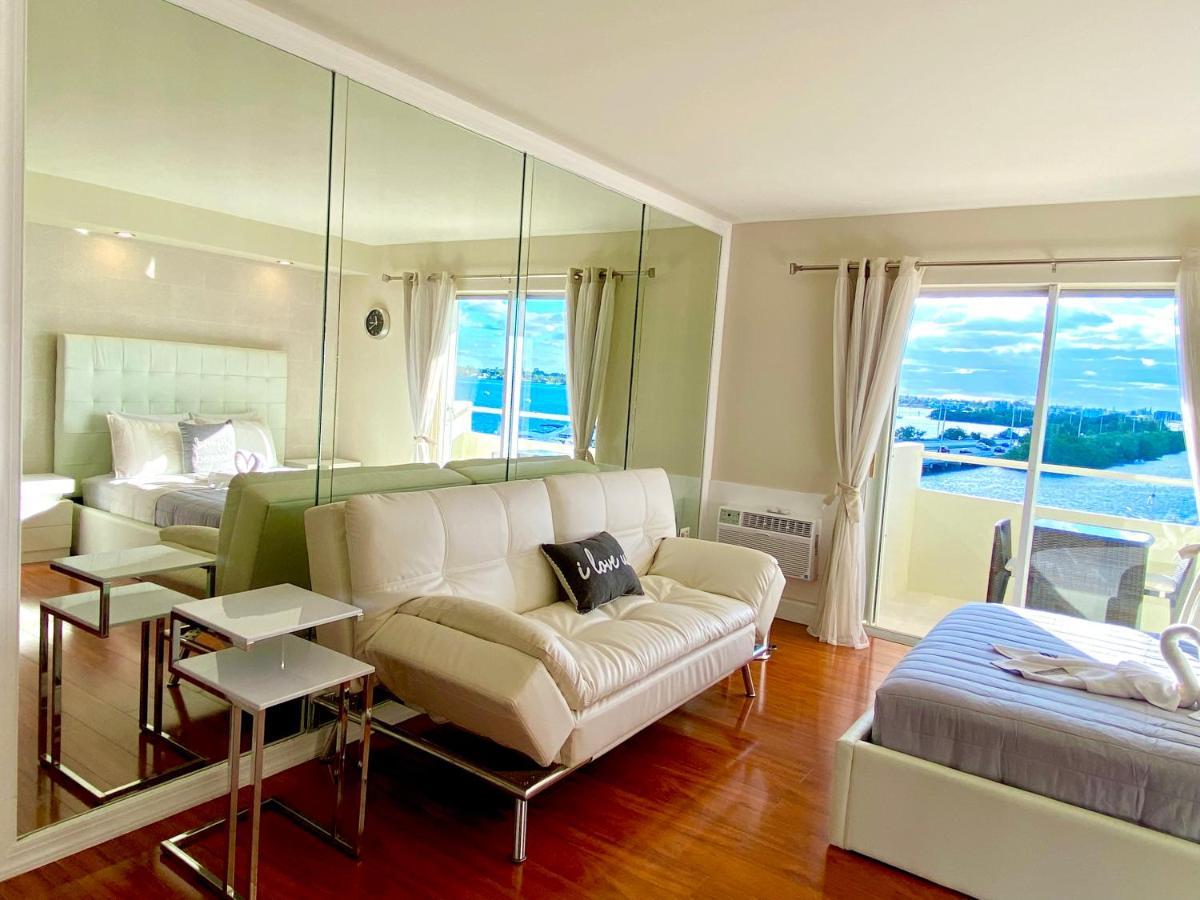 Modern Waterfront Apartment With Miami Skyline View, Free Parking 5 Mins Drive To Miami Beach Eksteriør bilde