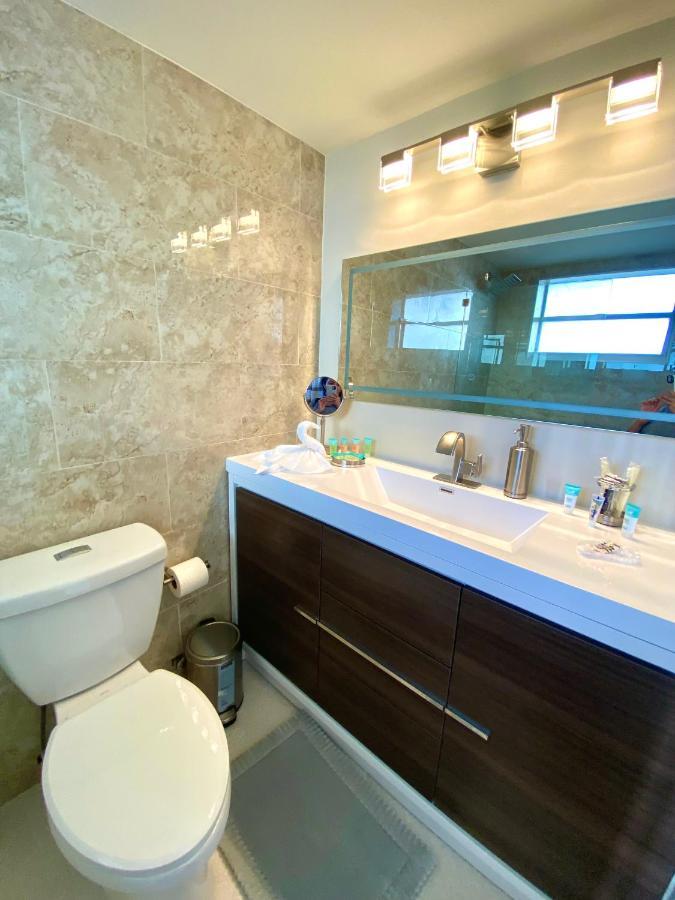 Modern Waterfront Apartment With Miami Skyline View, Free Parking 5 Mins Drive To Miami Beach Eksteriør bilde