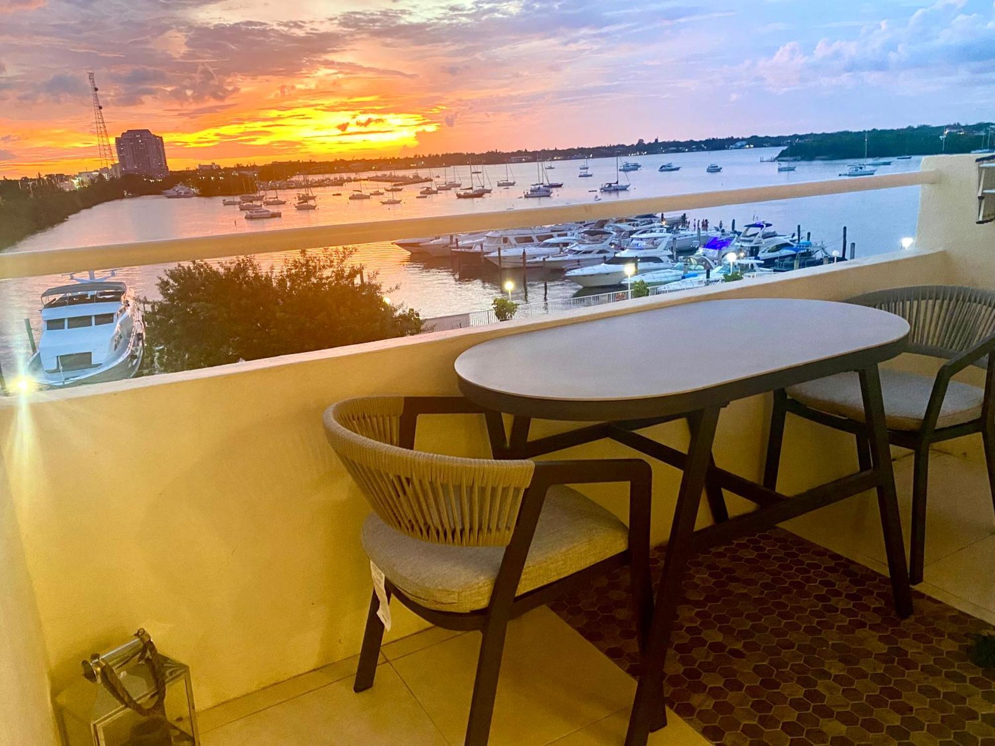 Modern Waterfront Apartment With Miami Skyline View, Free Parking 5 Mins Drive To Miami Beach Eksteriør bilde